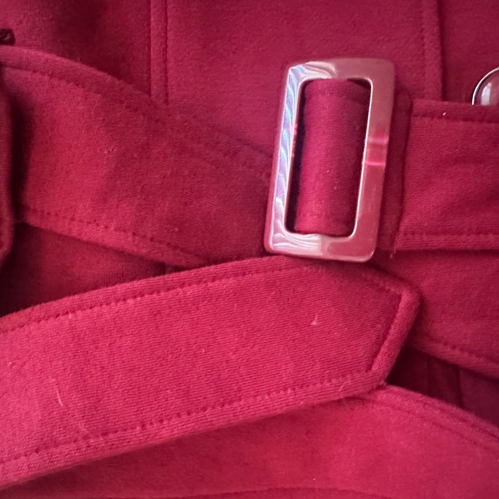 KENENTH COLE REACTION Deep Red Belted Jacket SIZE MEDIUM Fitted Slimming Winter - Picture 3 of 6